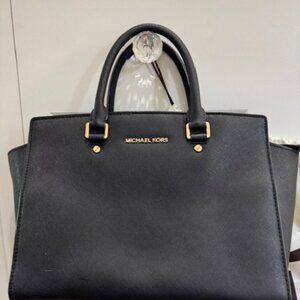 Michael Kors Tote